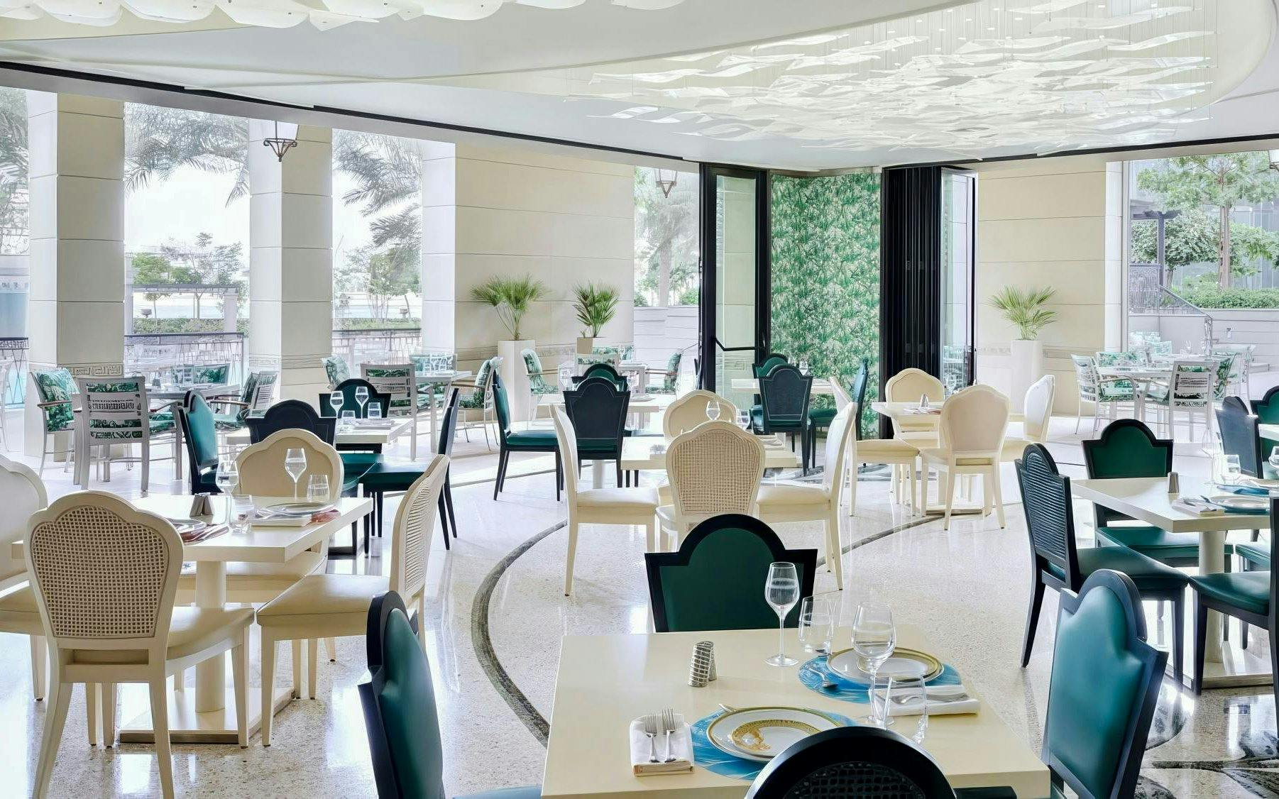 Palazzo Versace Dubai: Giardino Dinner Buffet