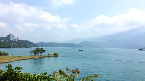 Taichung City Attractions & Sun Moon Lake one-day tour – 10-hour private charter l Depart from Taichung