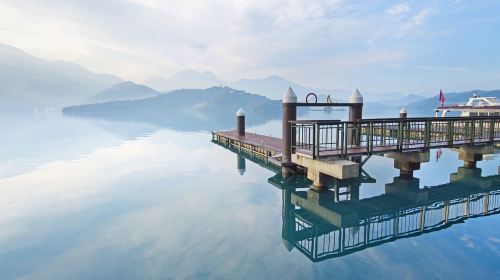 Sun Moon Lake shared transportation one-day tour – Depart from Ximending Night Market in Taipei