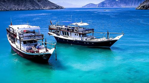 Full Day Musandam Dibba Cruise with Buffet Lunch and Snorkelling Day Tours