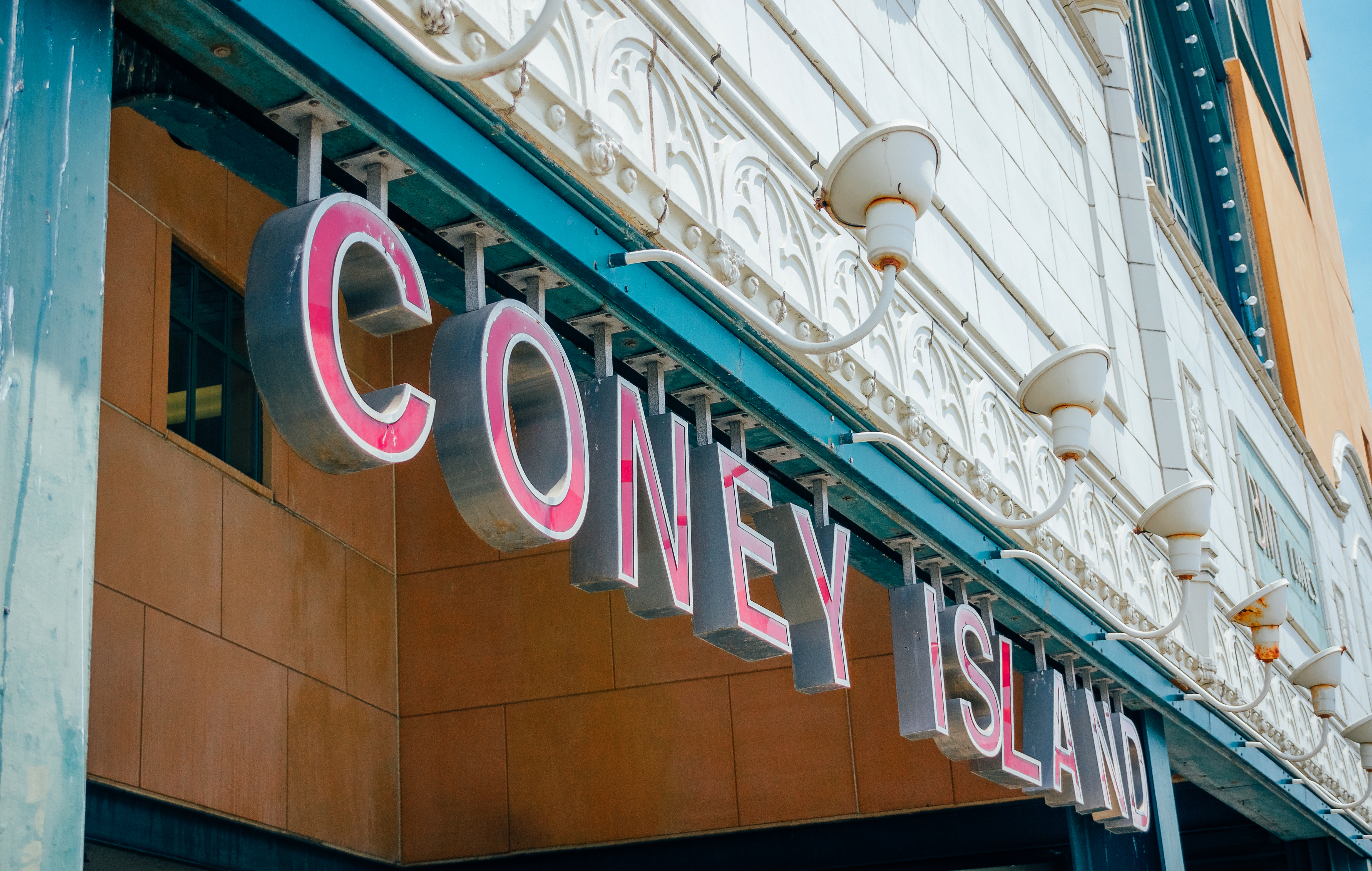 Guided Tour of New York City Boroughs – Brooklyn, Bronx