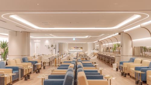 The Coral finest business class lounge (UGUISU)