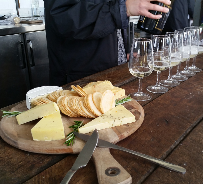 Swan Valley: Full-Day Wine Tour with Lunch