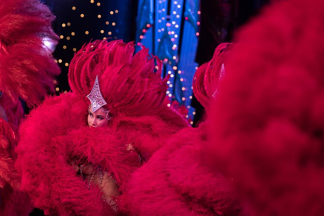 Seine River Cruise & Moulin Rouge Show with Champagne and Return Transfers