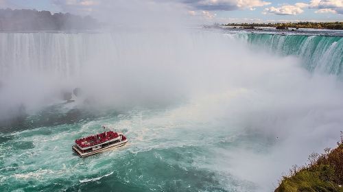 Toronto to Niagara Falls In-Depth Small Group Tour w/Boat Option Day Tours