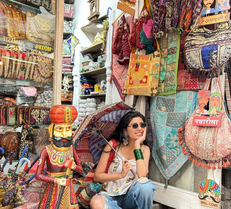 Jaipur Shopping Experience with Female Shopping Expert