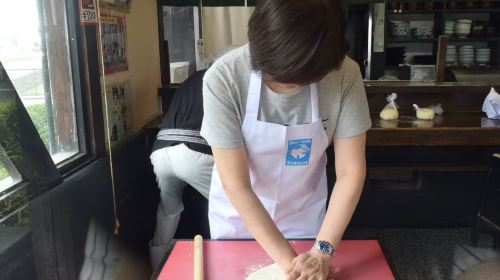 Fukuoka/Kurume: Handmade Chikugo Udon Noodle-Making Experience