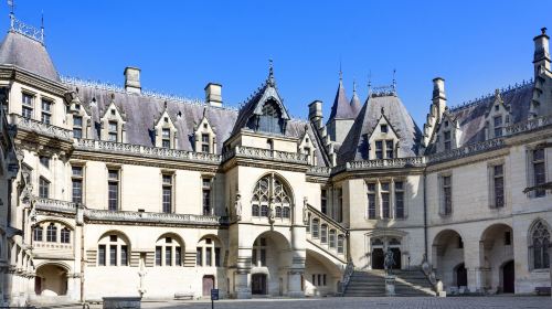Château de Pierrefonds (the pendragon castle)