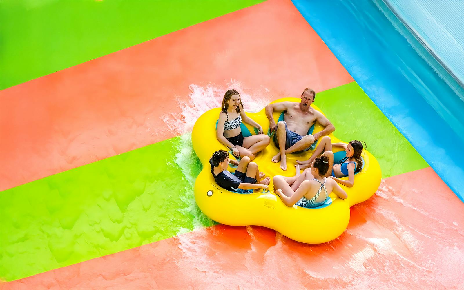 Aquatica Orlando 4-Park, 14-Day Unlimited Visits + Free Parking