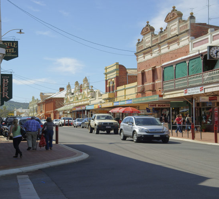 From Perth: Wave Rock and York Cultural Tour with a Guide