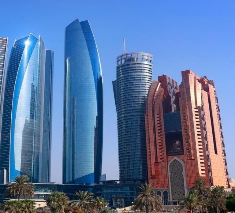 Abu Dhabi City Tour with Grand Mosque & BAPS – With Lunch