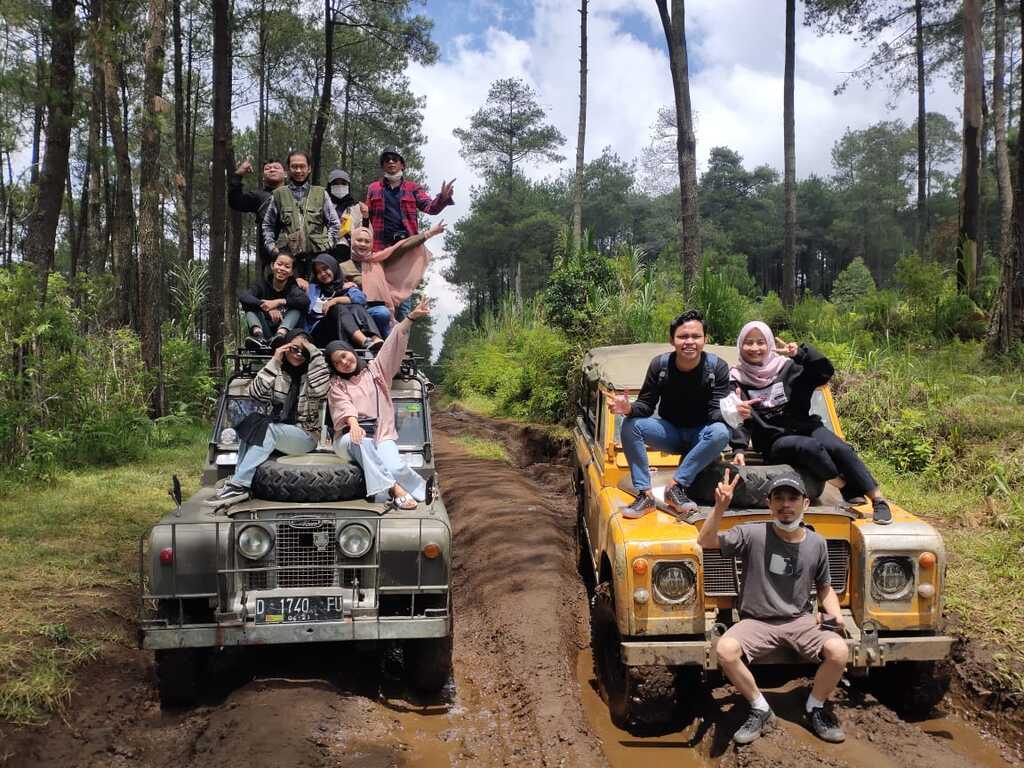 Fun Offroad Cikole Lembang Bandung – Land Rover Adventure
