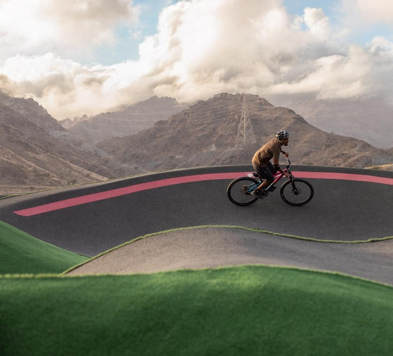 Fujairah: Mountain Bike or Buggy Rentals at Adventure Park