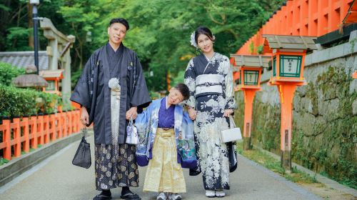 Kyoto Travel Photography[Kyoto Japan Photo Shoot [Chinese Photographer + All Digital Photos Included + Retouched Photos + Beautiful Kimono Rental]]