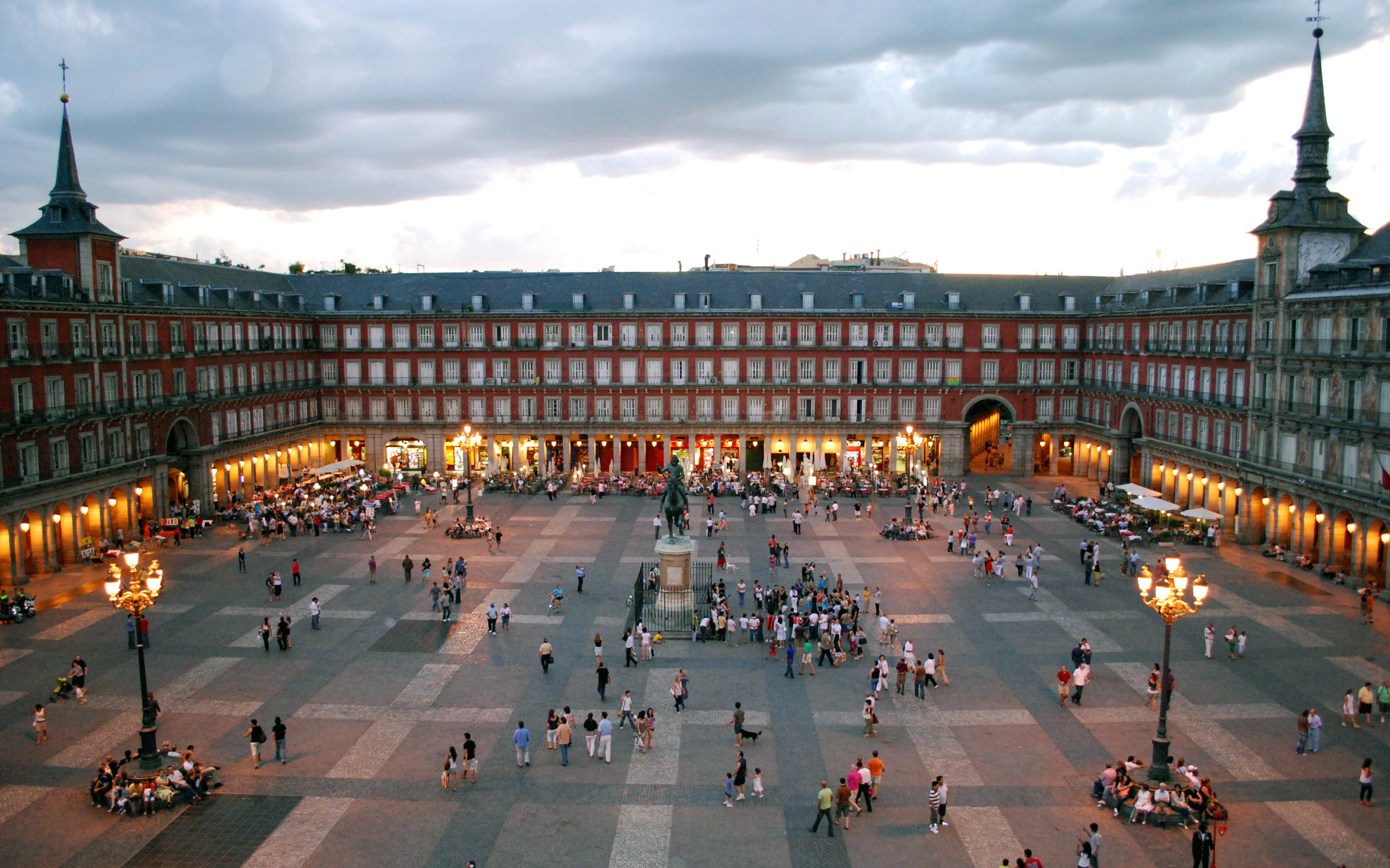 Madrid at Sunset Private Tour