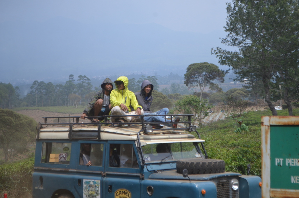 Fun Offroad Pangalengan Bandung – Land Rover Pine Forest Adventure
