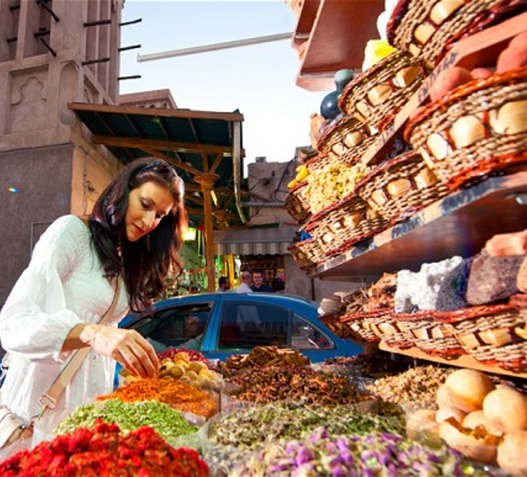 Discover Abu Dhabi: A Full-Day Tour with Lunch