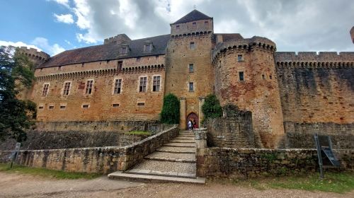 Castelnau-Bretenoux Castle