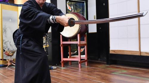Night time/Trial slashing in Bushido with Samurai Sword real sharpneses near Osaka castle