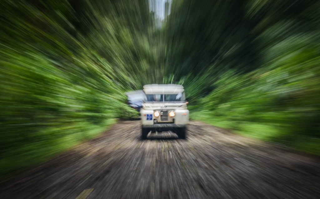 Fun Offroad Ciwidey Bandung – Land Rover Tea Plantation Adventure