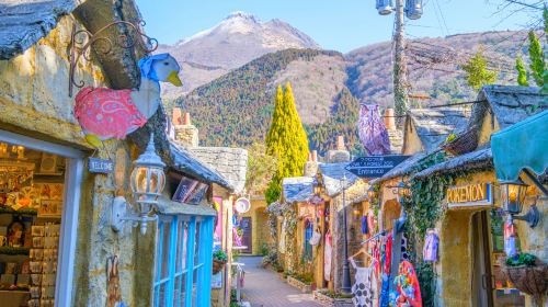 Oita classic 1-day tour – Dazaifu-tenmangu Shrine, Yufuin Town, Beppu cable car