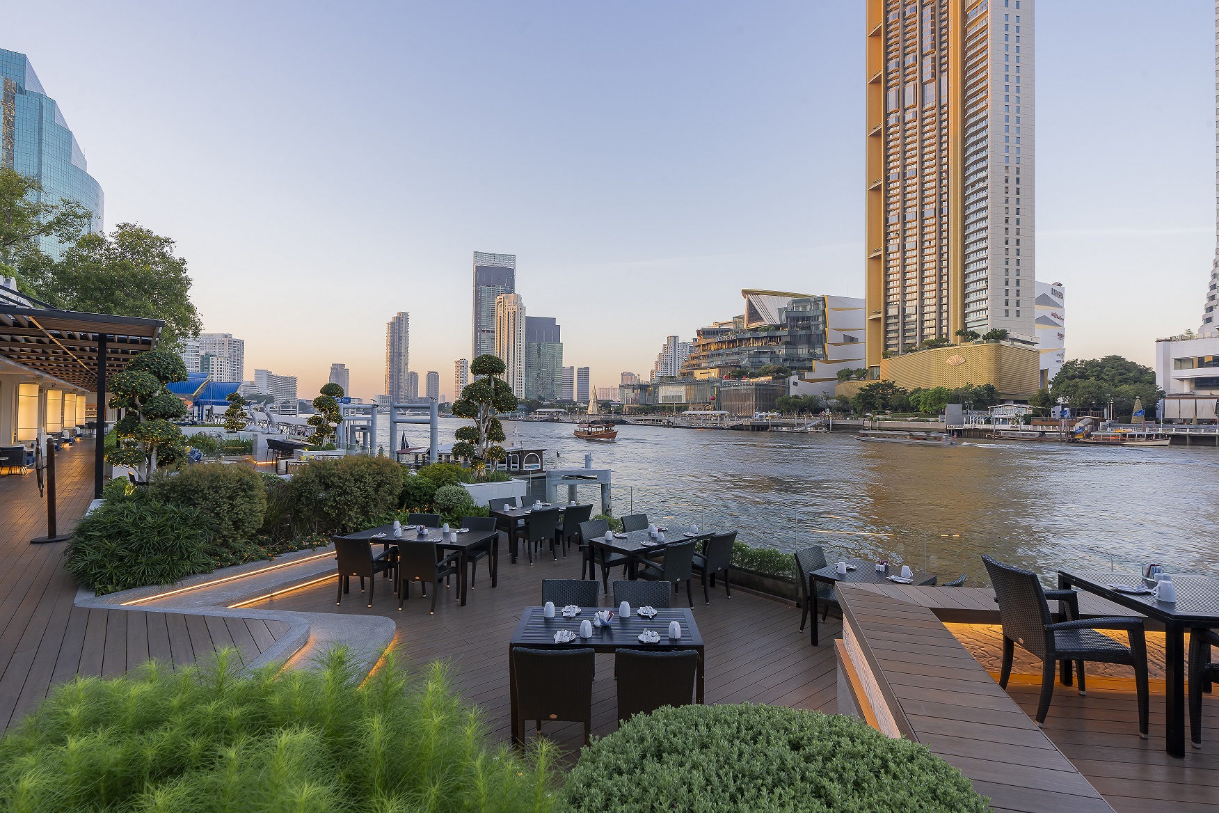 Experience London skyline 6
