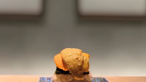 Sushi in Tokyo | Udatsu Sushi | Michelin-Starred Sushi with Herbs in Nakameguro
