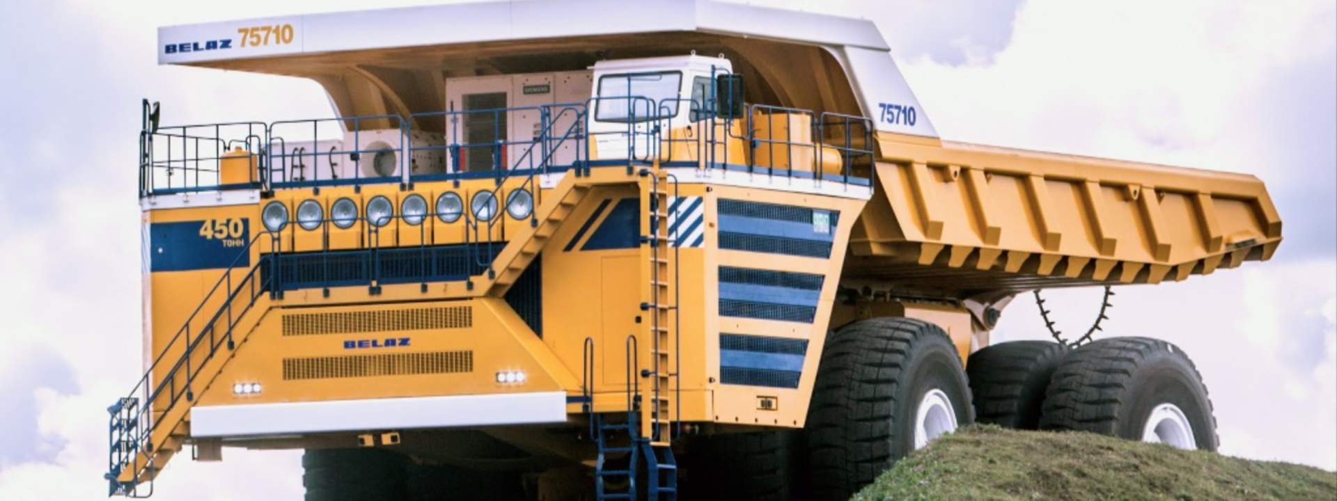 Minsk Belaz Automobile Plant Day Tour