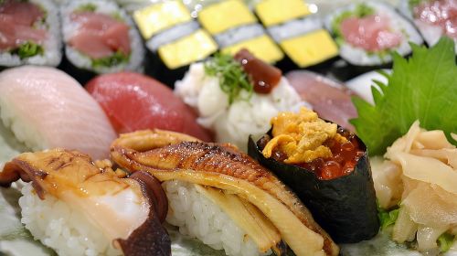 Osaka Highlights: 4-Hour Walking Tour with Castle Day Tours