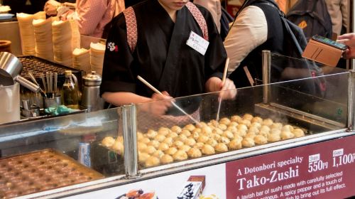Kuromon Market, Sennichimae & Dotonbori: Guided Food Tour Day Tours
