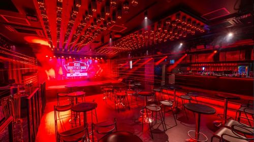 Osaka Variety Show (English Host) – Experience Osaka Nightlife with Various Unique Performances