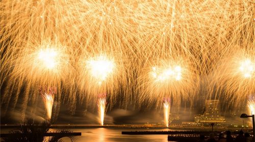 Small Group 1-Day Tour to Atami Fireworks Festival, Izu with Tokyo Hotel Pick-up