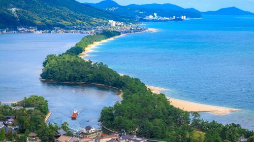 Kyoto's Secret Seaside Secrets Tour & Amanohashidate Ropeway, Ine Funaya, and Ine Bay Cruise with Seagull Feeding