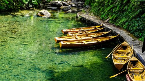 Yun Hsien Resort + Wulai Scenic Train + Wulai Falls + Wulai Old Street Private Chartered Tour