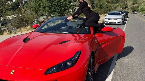 20-Minute Tour: Hollywood Blvd to Sunset Blvd in a Ferrari Day Tours