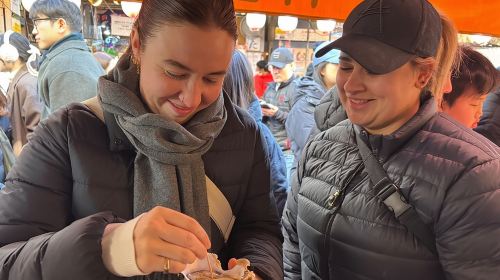 Tsukiji Fish Market Private Food Tour in Tokyo Day Tours