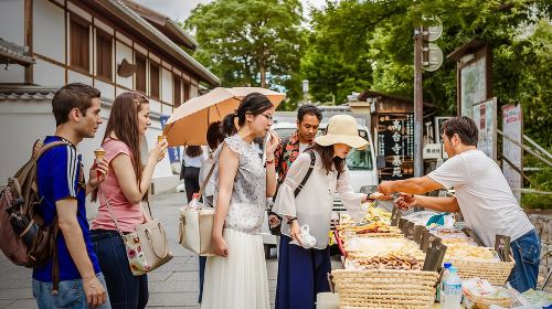 Kyoto Private Food Tours with a Local Foodie: 100% Personalized Day Tours