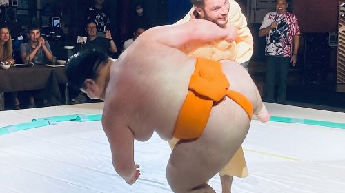 Up-Close Sumo Experience at Ochi Stable: Wear Kimono in Osaka