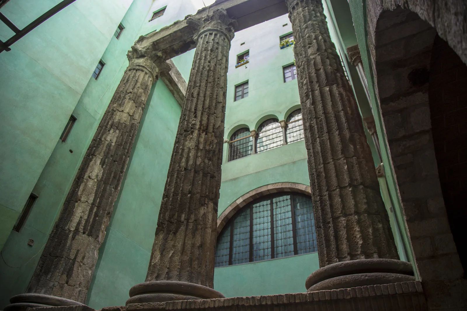Secrets of the Gothic Quarter Private Tour