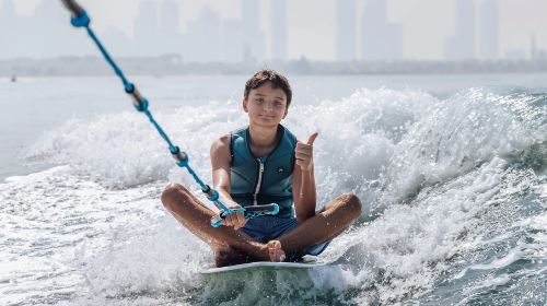 Dubai wake surfing experience