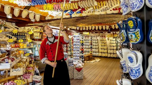 Classic North Holland Day Tour from Amsterdam – Windmill Village, Edam, Volendam