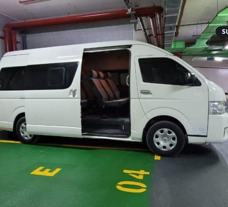 Abu Dhabi: Private Car and Driver for 8 Hours City Tour