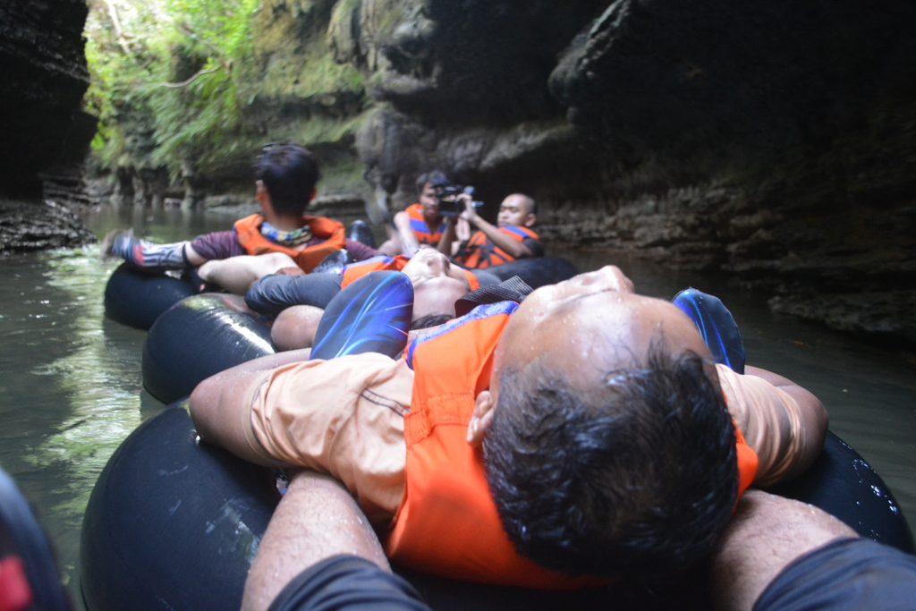 Pangandaran Boat Tour – East Beach, Nature Reserve & Snorkelling