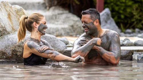 Rotorua Hells Gate Geothermal Mud Bath & Sulfuric Hot Spring Spa