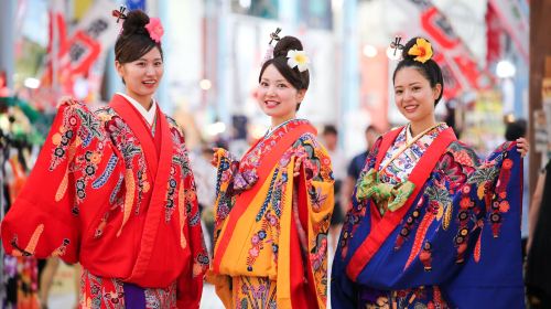 Okinawa | Ryuso Workshop: Beautiful Kimono Rental Experience