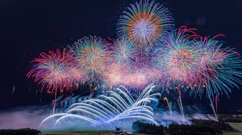 Hokkaido Art Fireworks 2026 Tour (English/Chinese/Korean/Japanese Guides Available)