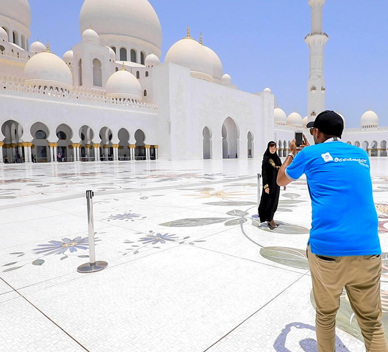 4-Day UAE Cultural Journey: Dubai, Abu Dhabi & Al Ain