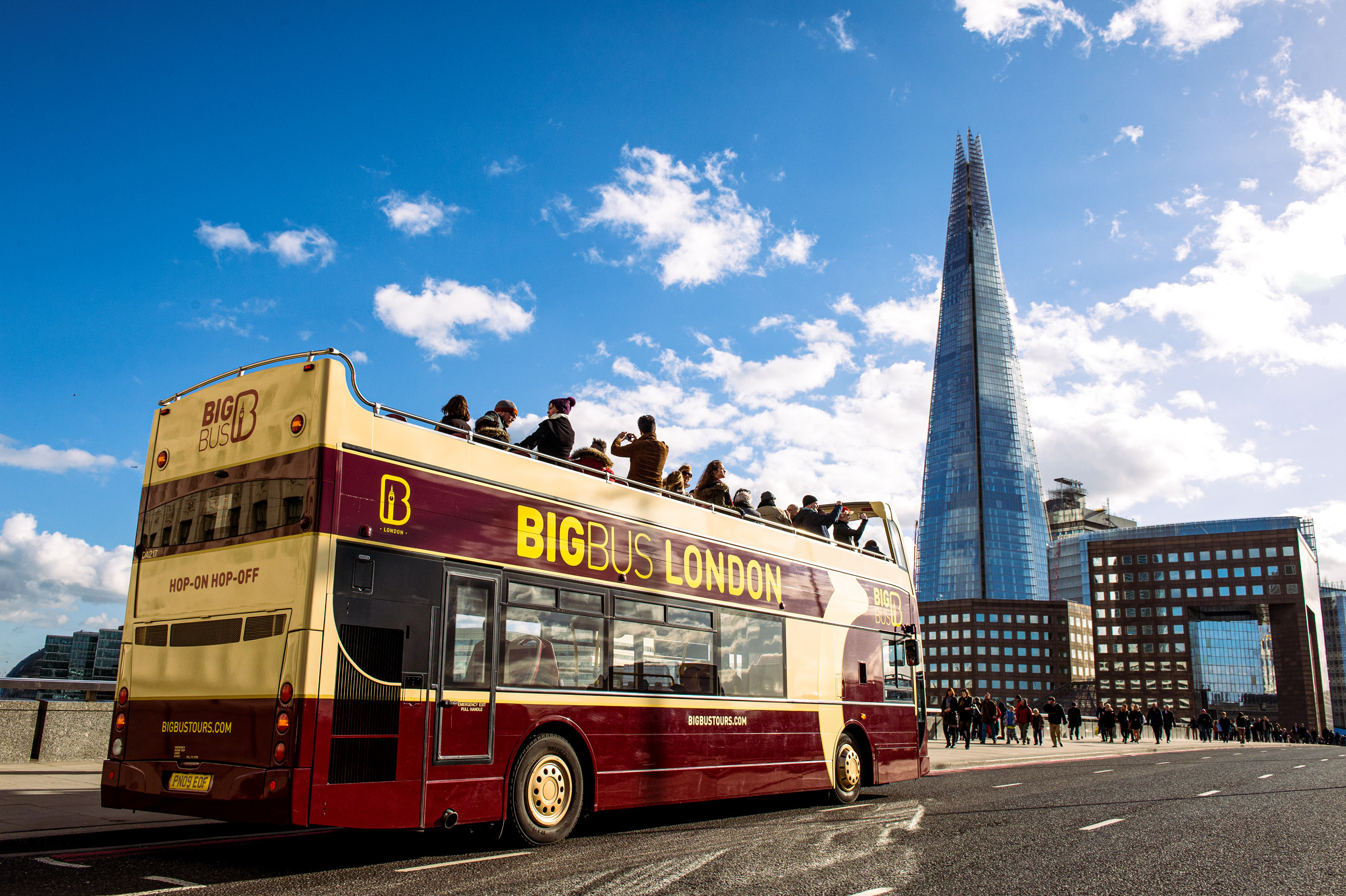 Experience London skyline 8