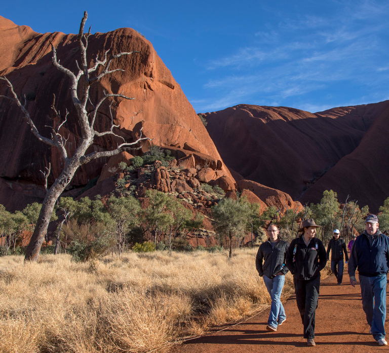 Uluru: Guided Trek of Uluru's Base in a Small Group
