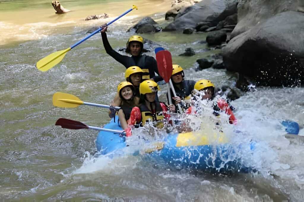 Ubud Highlight and Rafting Adventure Package